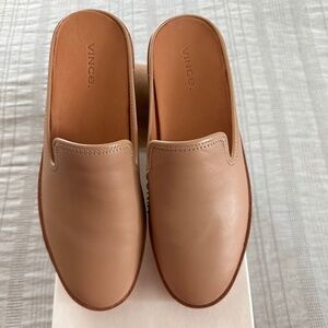 VINCE Womens Canella, Cappuccino 7.5 slide